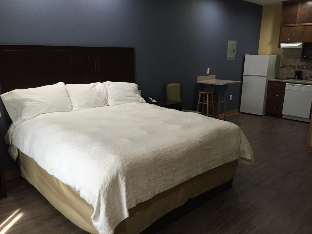 La Bonita Inn & Suites - Crane מראה חיצוני תמונה